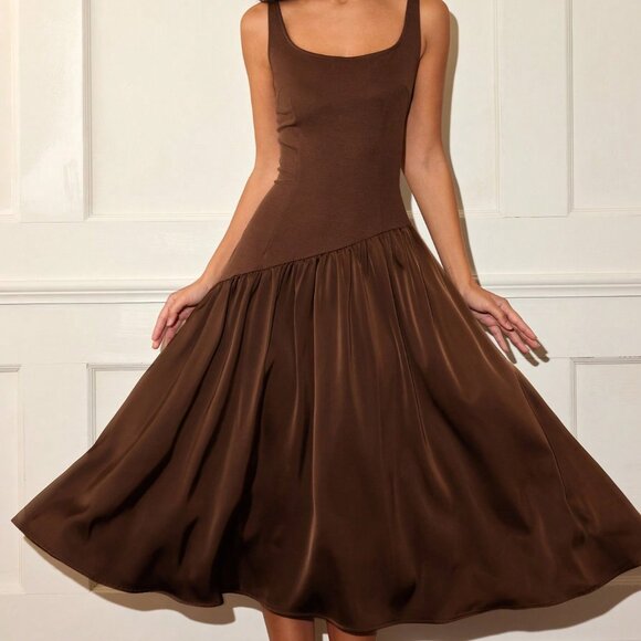 Coffee Patchwork Women's Elegant Sleeveless Graduation Dress - Picture 4 of 5